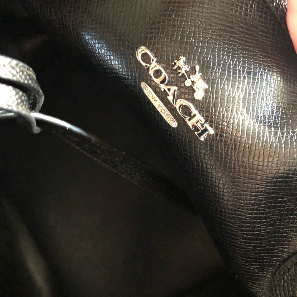 Beautiful Coach Purse - Picture 6 of 8